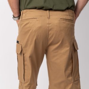 Muške bež cargo bermude Desert Hunter prednji prikaz