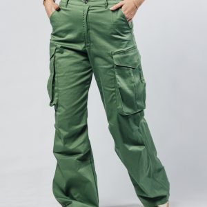 Evergreen ženske olivno-zelene cargo pantalone detalj džepa