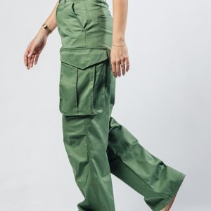 Ženske olivno-zelene cargo pantalone Evergreen zadnji prikaz