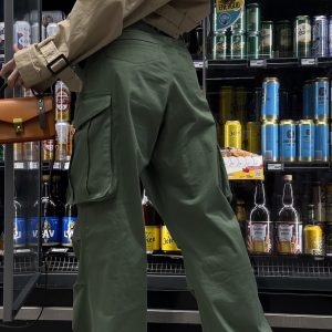 Ženske zelene cargo pantalone Evergreen parking zadnji