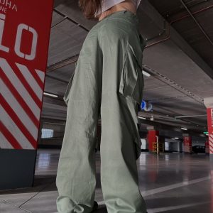 Ženske zelene cargo pantalone Evergreen zadnji prikaz