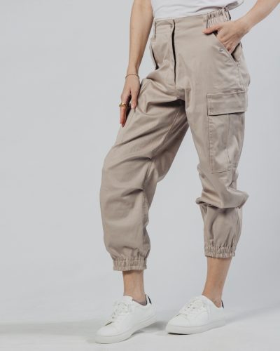 Ženske bež cargo jogger pantalone Sandstone zadnji prikaz
